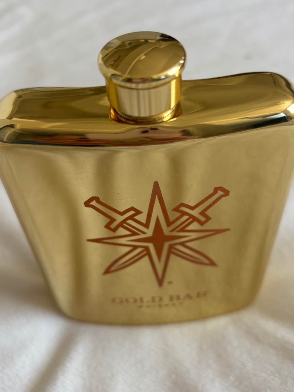 Vegas Golden Knights Flask Gold Bar Whiskey Metallic VGK Hockey Swords Logo NEW - Picture 3 of 4